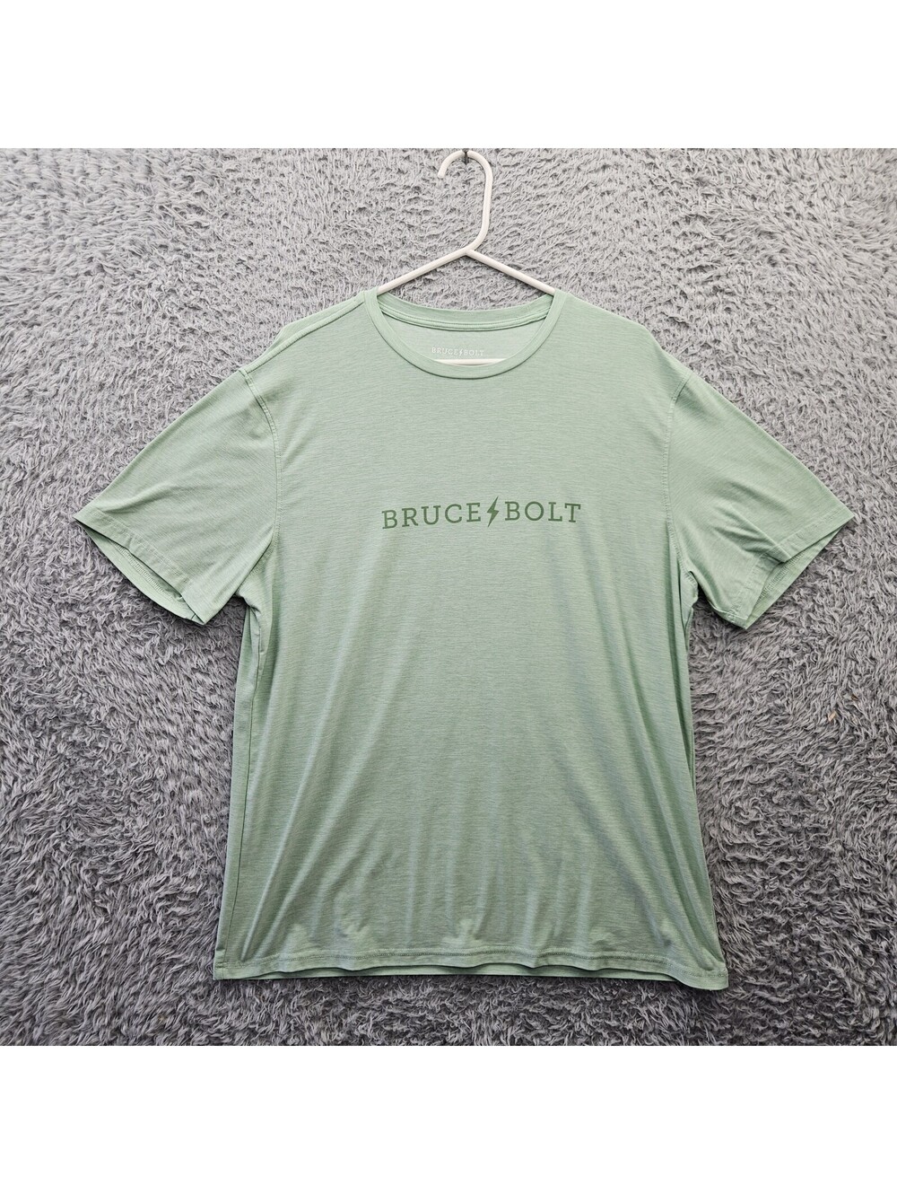 BRUCE BOLT T Shirt Men Large Green Performance (fits Loose) Stretch Polyester